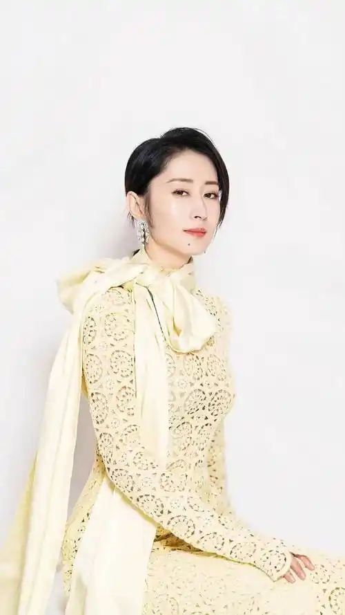 刘敏涛,独立女性典范,一首红色高跟鞋,魔性表情天下知_老公_雪糕