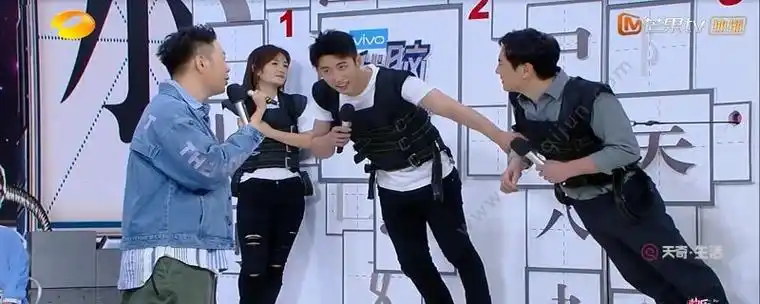 影视 > 正文  黄景瑜和沈腾一起上《快乐大本营》是在20190119期,年底