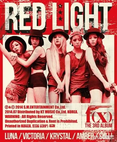 娱乐 明星 日韩星闻 / 正文fx组合第三张正规专辑《red light》mv自7