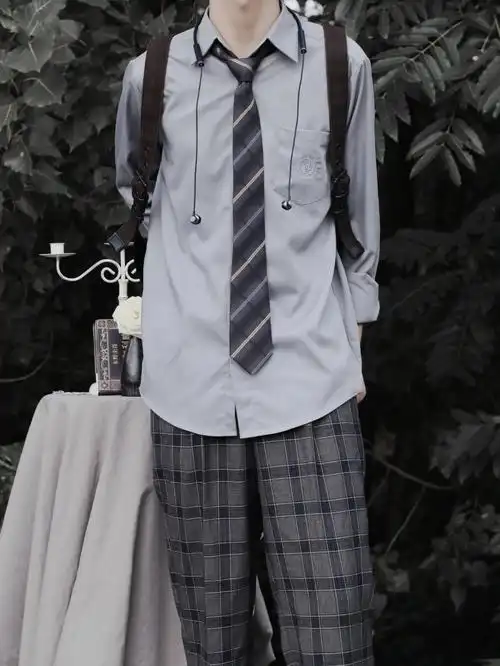 黑与白之间的灰dk制服日常穿搭