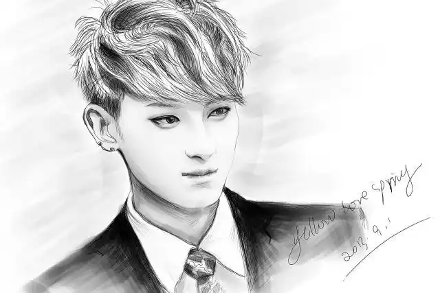 黄子韬有不少艺术家粉丝,画了很多画像,最后一张本人都说画得帅