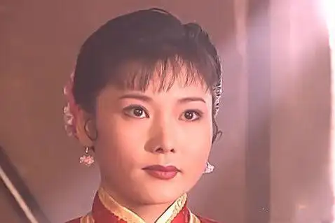 原创《大宅门》杨九红,原以为他能遮风挡雨,却不想此后风雨都来自他