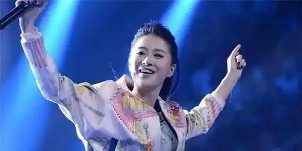 2014年,《中国好声音》开始第三季的海选,为了能够获得机会,选手们也