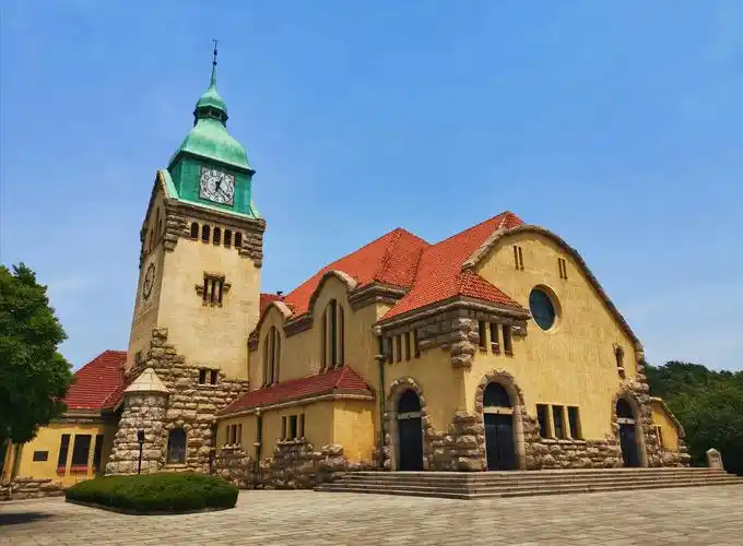 青岛江苏路基督教堂