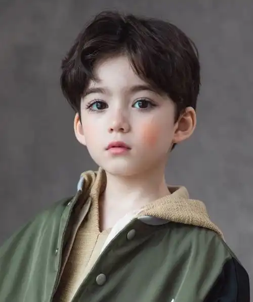 最帅气小男孩发型20多款,流行又时尚,有儿子的父母请收藏