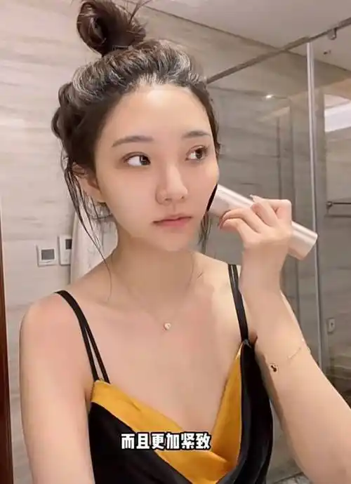 王思聪女友公开素颜模样,大方承认自己整容,太诚实了_慎婕_双眼皮