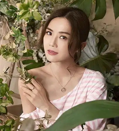 蔡卓妍个人资料-蔡卓妍经纪人_星灿文化