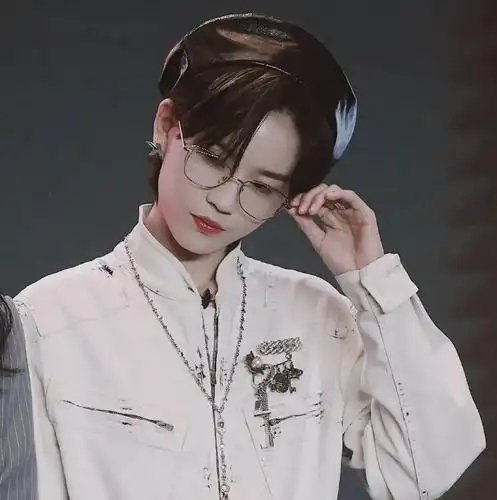 【微信头像】陆柯燃