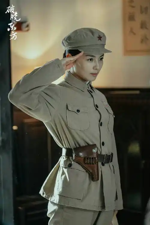 稍后,刘涛同志以军装的方式再次出场,呈现的纪南音角色就好很多的.