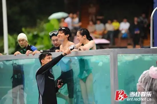 挑战憋气王的几位草根憋气达人.