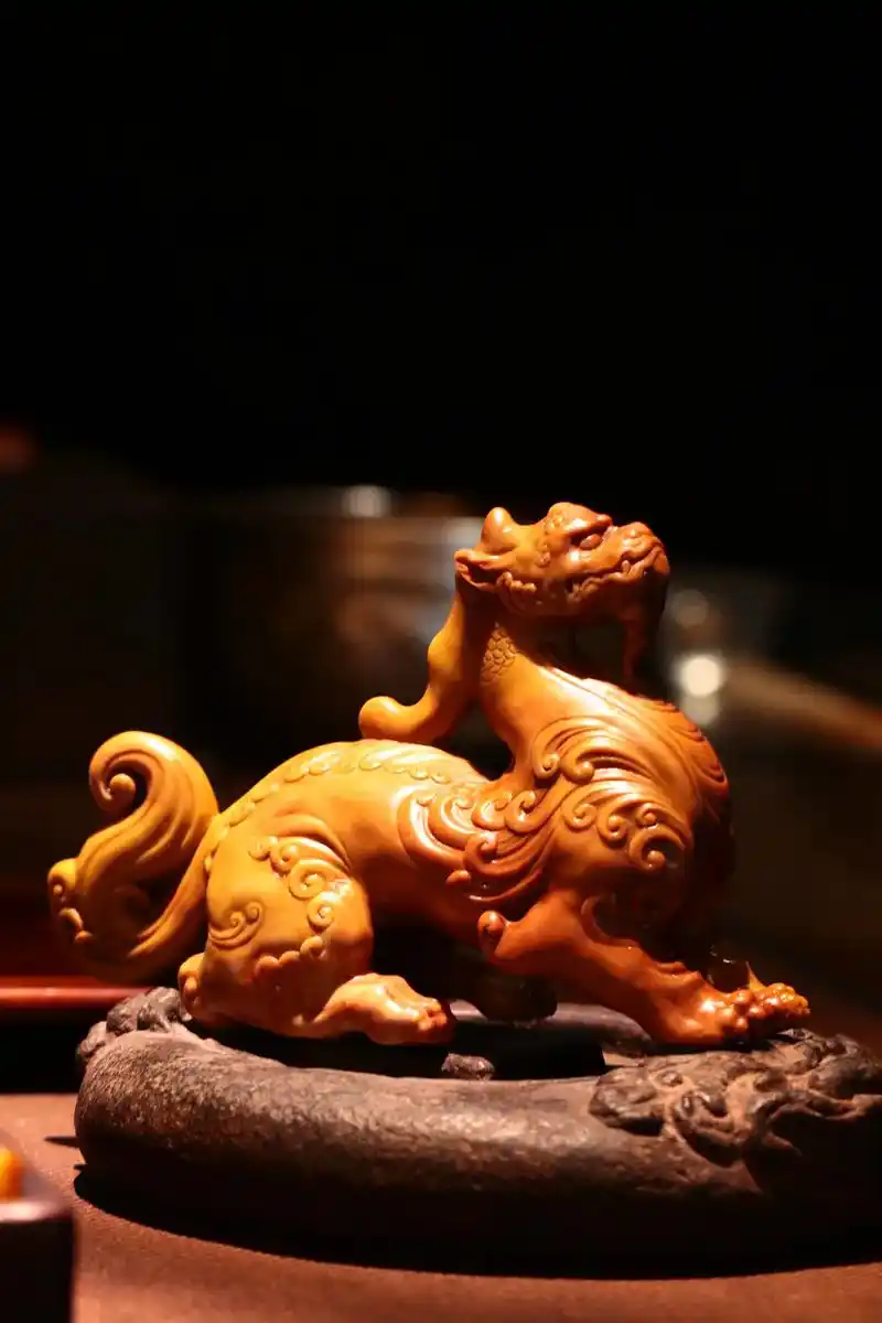 寿山石牛蛋石案头雅玩摆件 招财貔貅 尺寸:190-66-12 - 抖音