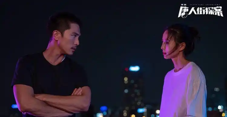 张钧甯邱泽绯闻后首次同框,红色连衣裙气色红润,全场嘴角上扬