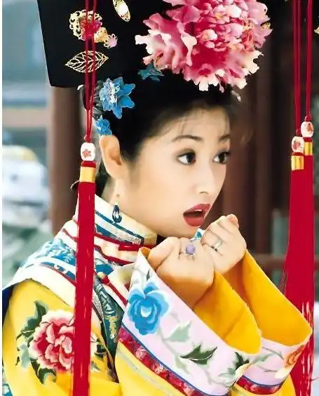 还珠格格第二部(1999年赵薇主演的古装剧)_尚可名片