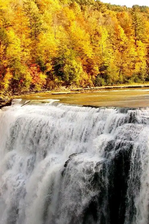 首页 自然与风景 瀑布