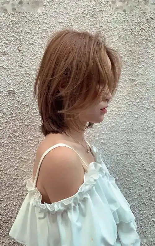 显瘦不挑人的"肩上烫"!_发型