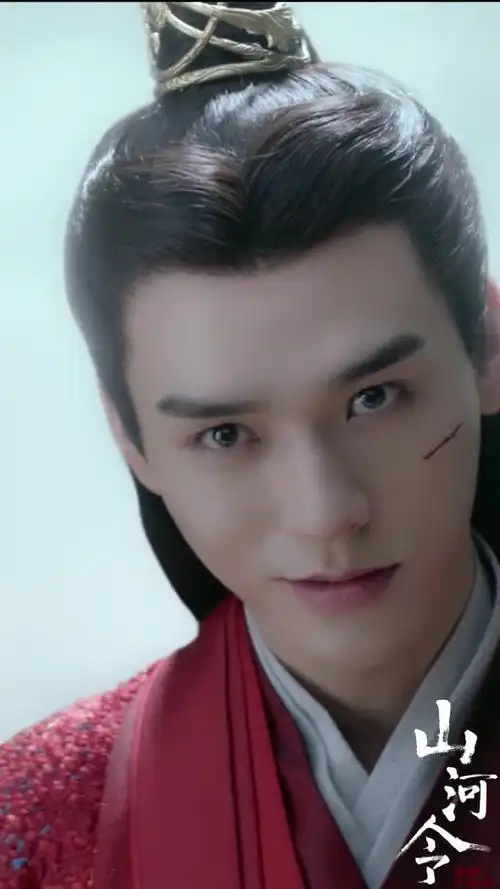 温客行红衣邪笑,跑得够快或许还能护一个周全