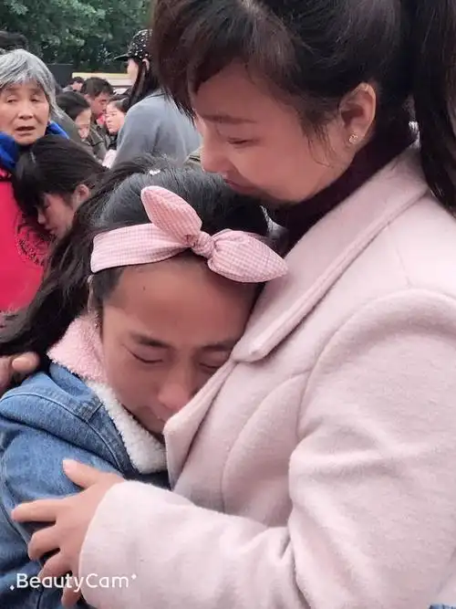 让爱你的人为你自豪——扬坤小学大型感恩励志演讲会