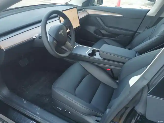 体验特斯拉2022款model3-爱卡汽车网论坛