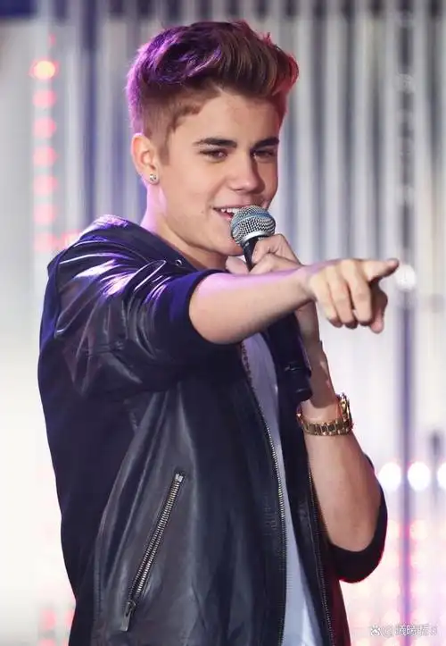 贾斯汀·比伯:少年成名的音乐天才