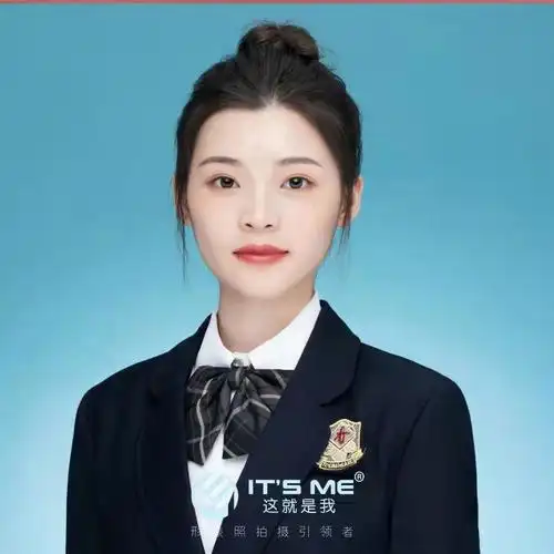 美而精致的个人证件照简历照头像照