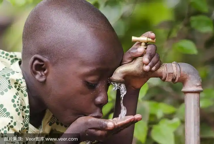 水问题解决方案,非洲黑人男性要求淡水