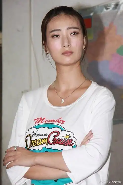 多才多艺的演员——王李丹妮