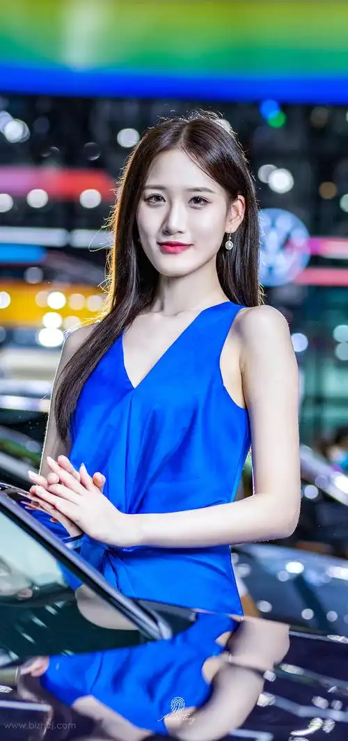 天生丽质车模美女抖音最火仙女壁纸