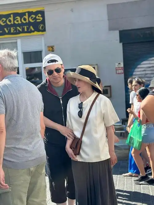 陈建斌蒋勤勤真夫妻在一起就是有一种莫名的幸福感凸显而出