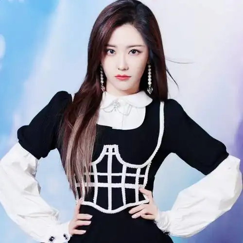 陈卓璇,郑乃馨,刘些宁,张艺凡头像 万丈光芒不一般,硬糖少女303!