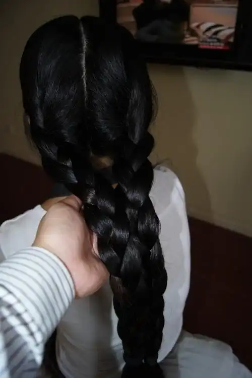 安小姐的双辫子(14) 盘发_中国长发