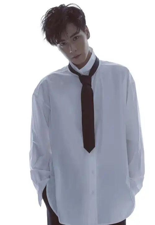 胡一天最新写真图片,明星,小鲜肉,写真,帅气,演员,帅哥,大陆男明星