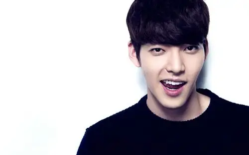 韩国帅哥金宇彬帅气写真壁纸大全-日韩明星-壁纸下载-美桌网