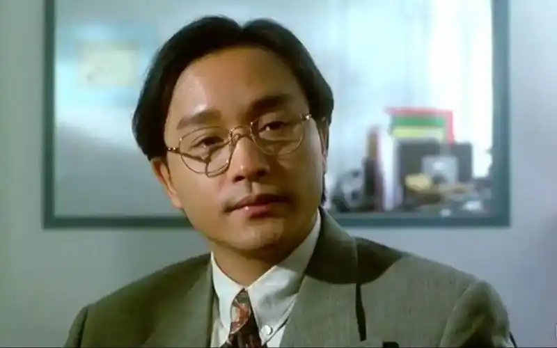 重温最美眼镜男子 张国荣 多个眼镜造型