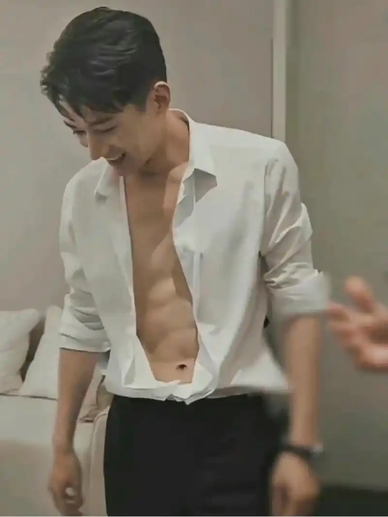 刘学义的腹肌,我不允许还有人没看过!