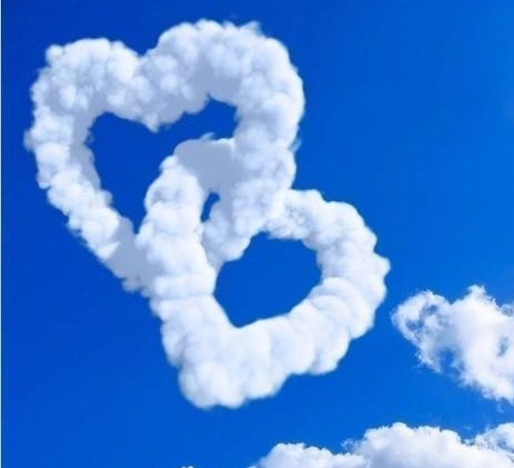 心理测试:凭直觉选张心形云,测试你11月的"桃花运"是好是坏