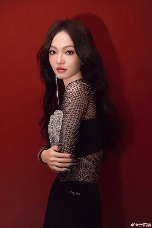 #张韶涵暗夜精灵造型##张韶涵欧若拉舞台回忆杀#