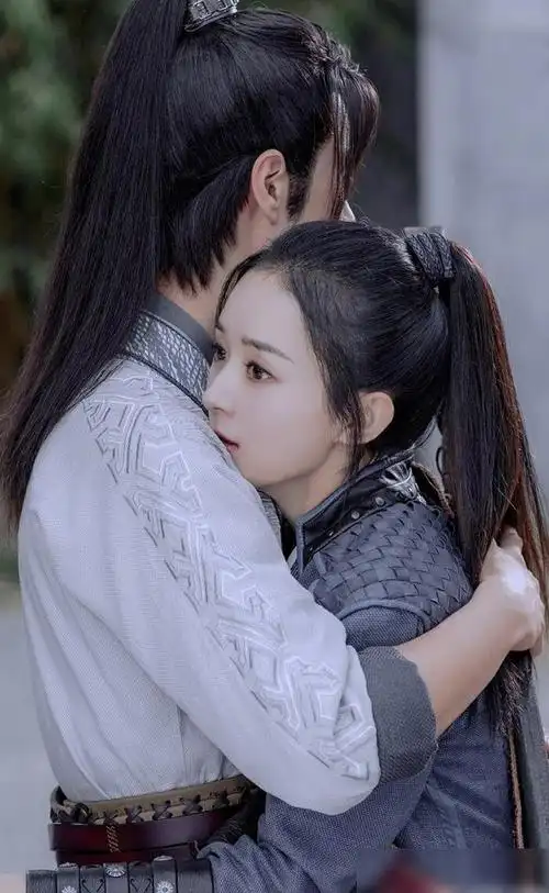 《有翡》赵丽颖王一博同框壁纸,这两人的cp太好磕了,郎才女貌啊