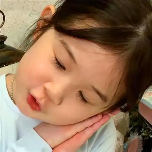 人类幼崽可爱照片头像高清图片_萌娃头像_头像屋