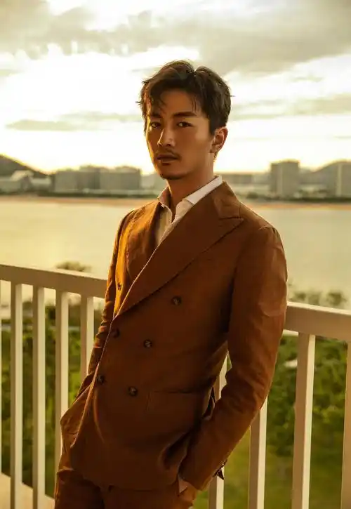 陈晓剃掉胡子有多帅?