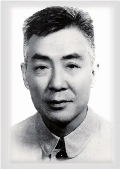 1929年2月,冯雪峰迁入已去日本的茅盾家三楼.