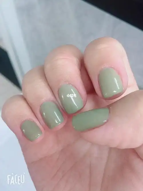 春天的气息简约纯色美甲