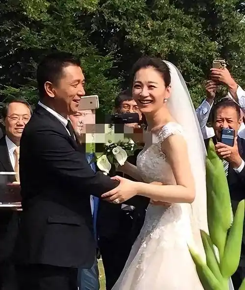 演员徐梵溪:出道17年不温不火,前男友娶李小冉,如今38岁怎样了_徐佳宁