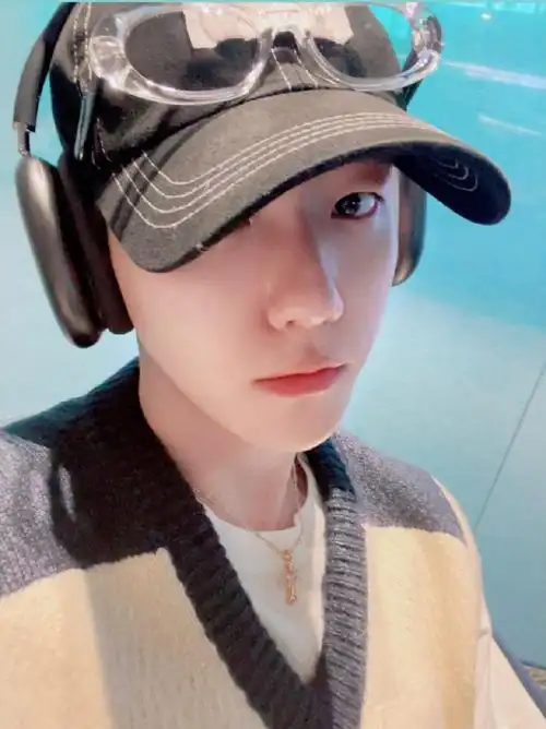 边伯贤#一些绝美自拍 自拍匠人02