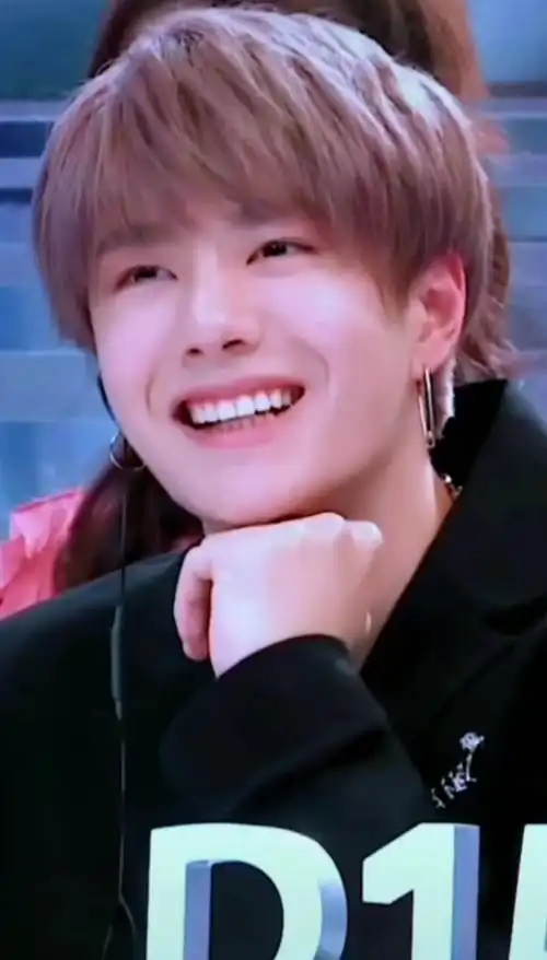 王一博#奶萌奶萌的太可爱了,太帅-度小视