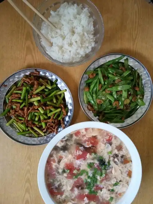 真实幸福做的晚餐612018年4月15日