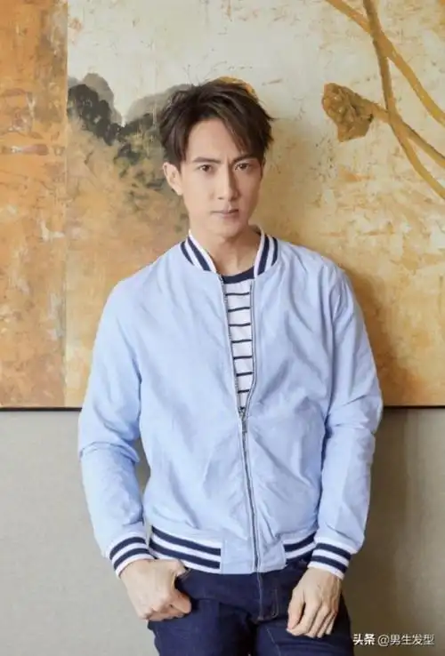 吴尊发型叫什么吴尊偏分头发型减龄帅气