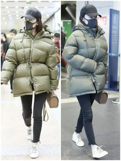 霍思燕私底下还挺低调,羽绒服配棒球帽跟一般人没两样,太接地气