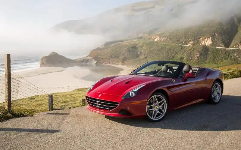 法拉利california超级跑车红色,海岸,山 壁纸