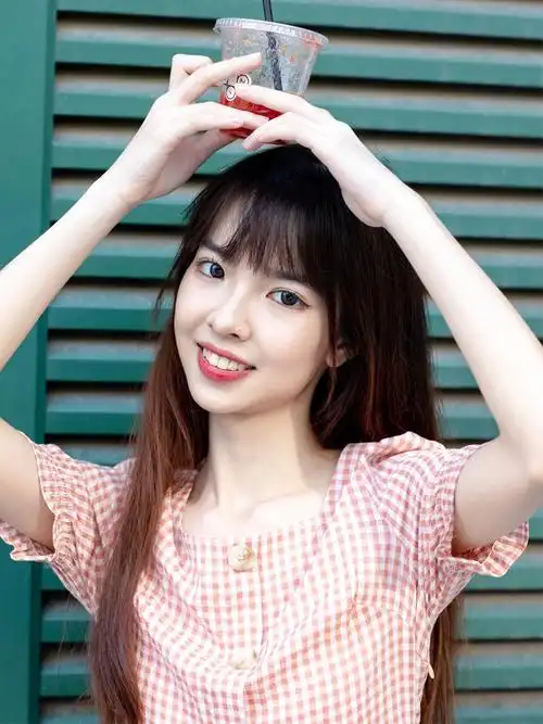 大数据请把我推给所有减龄可爱俏皮的女生