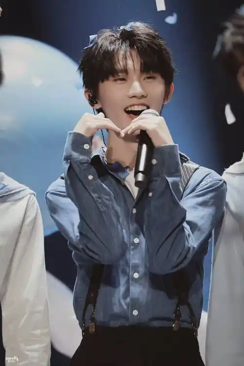 马嘉祺比心小合集接收小马的比心